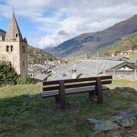 Апартаменты Bourg-Saint-Pierre : Le Cachet D'Antan Экстерьер фото